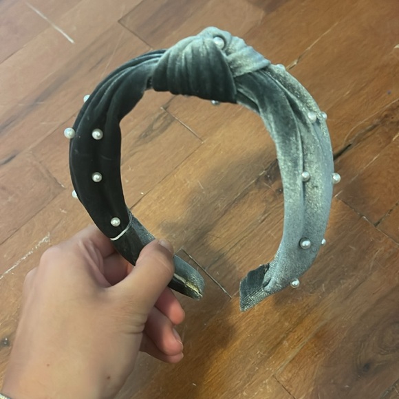 NWT Pearl knot headband - Picture 2 of 4